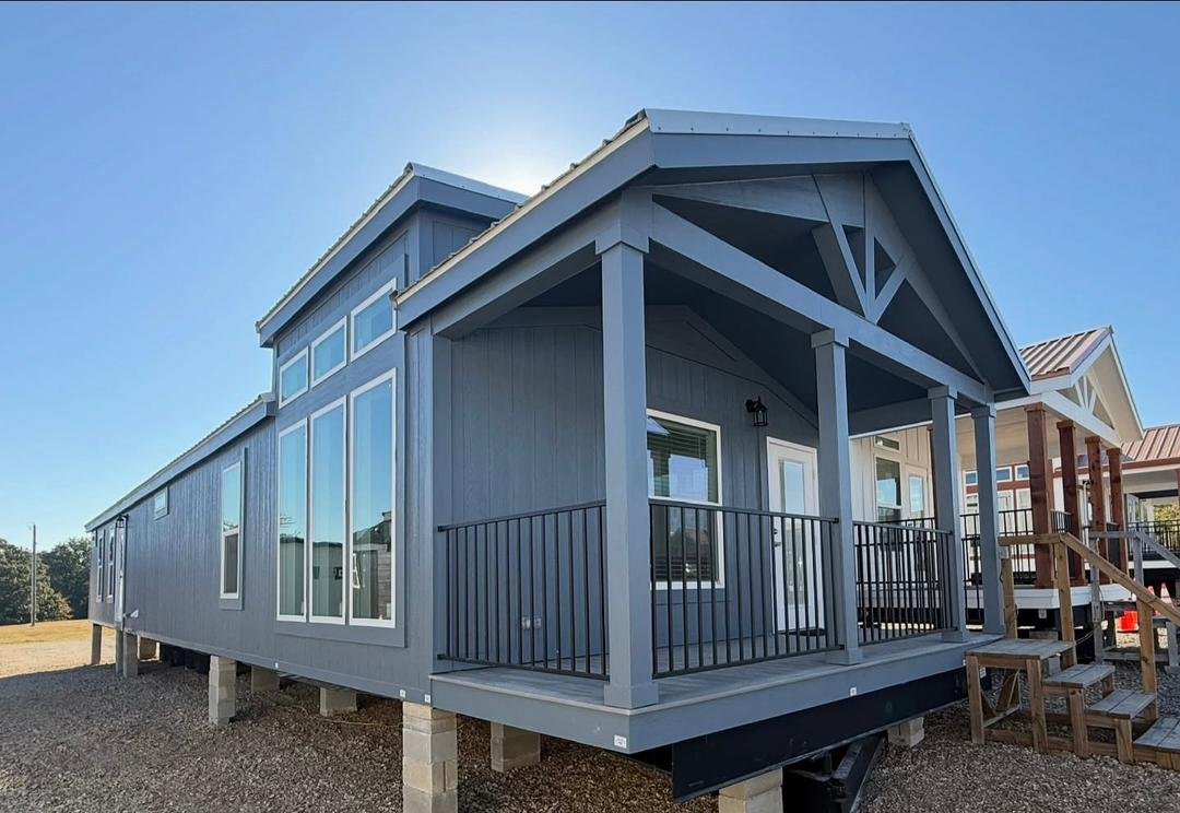 NEW FLOORPLAN ! THE HULK Park Homes - Image 2